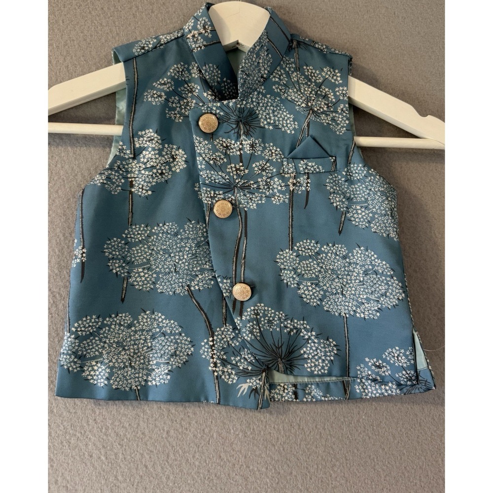 Kids Designer  Nehru  Vest Size 1 Lined Mandarin Neckline Button‎ Closure